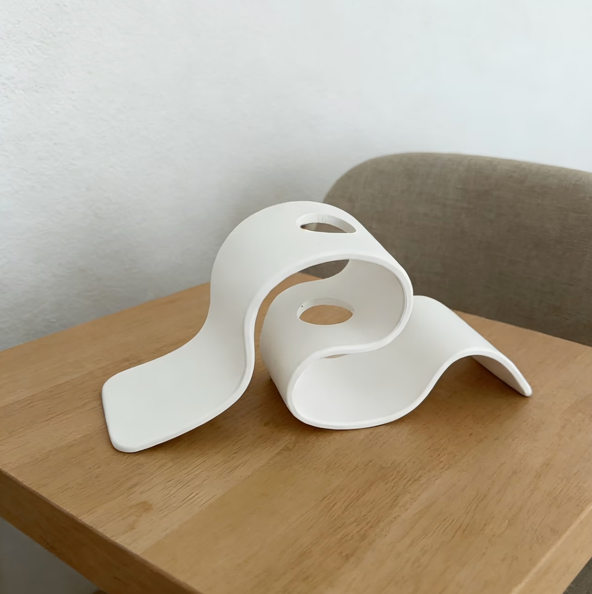Ruban | Ribbon Sculptural Vase