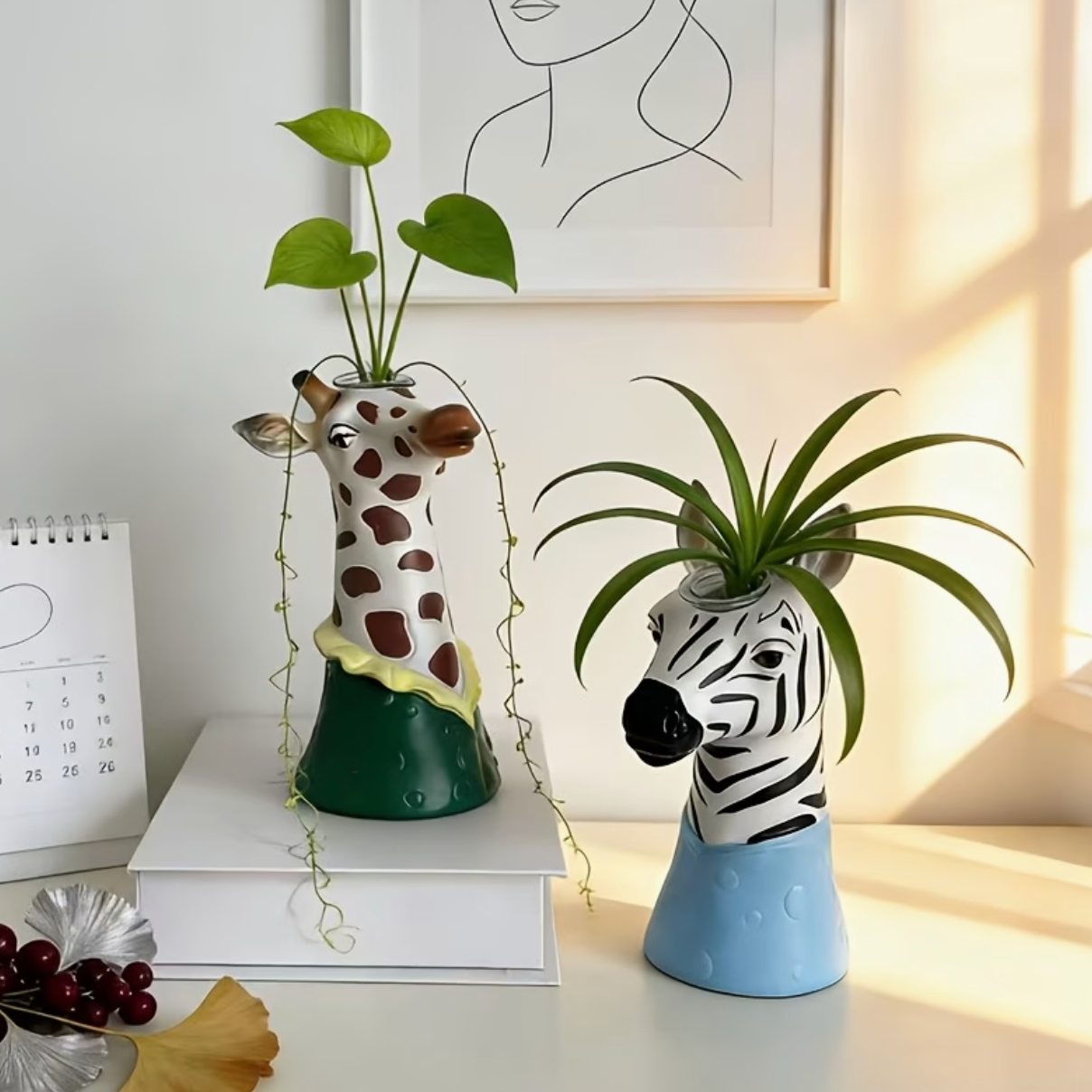 Savanna Form | Nordic Animal-Inspired Ceramic Decorative Vase